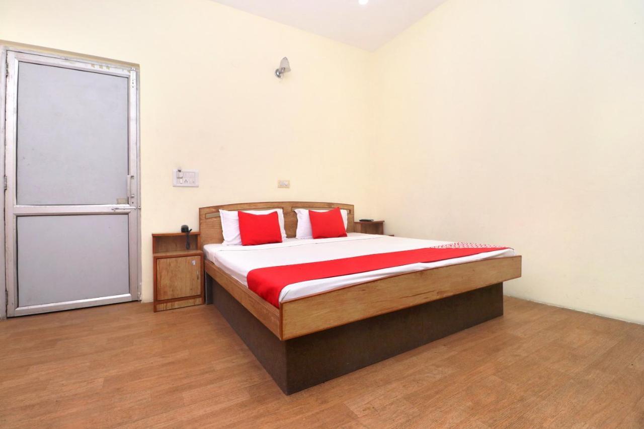 Oyo 19754 Ms Residency Hotell Hoshiarpur Eksteriør bilde